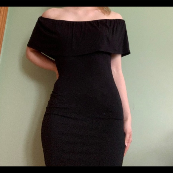 3/25$💓 Forever21 Off the Shoulder Bodycon Dress - Picture 1 of 3